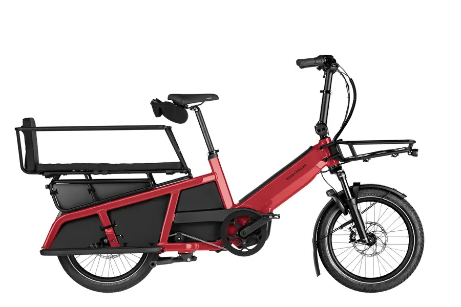 Cargo-Bike für die Familie mit Transportbox vorne