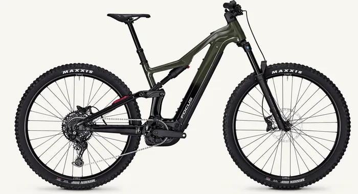 Focus Thron² 6.7 in Olivgrün, Trail-E-Mountainbike, Seitenansicht